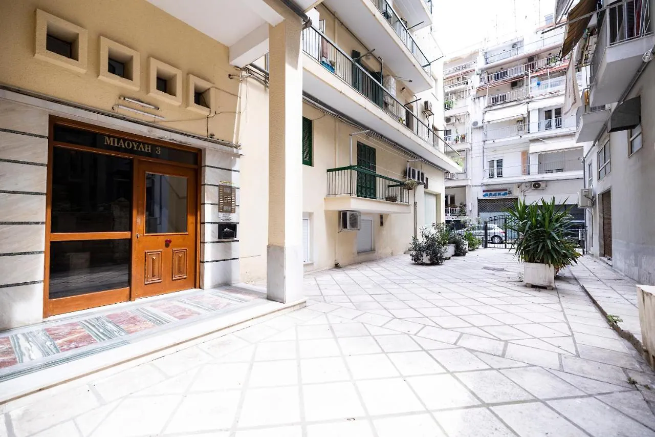 Delmare Mqueen Apartment Selanik