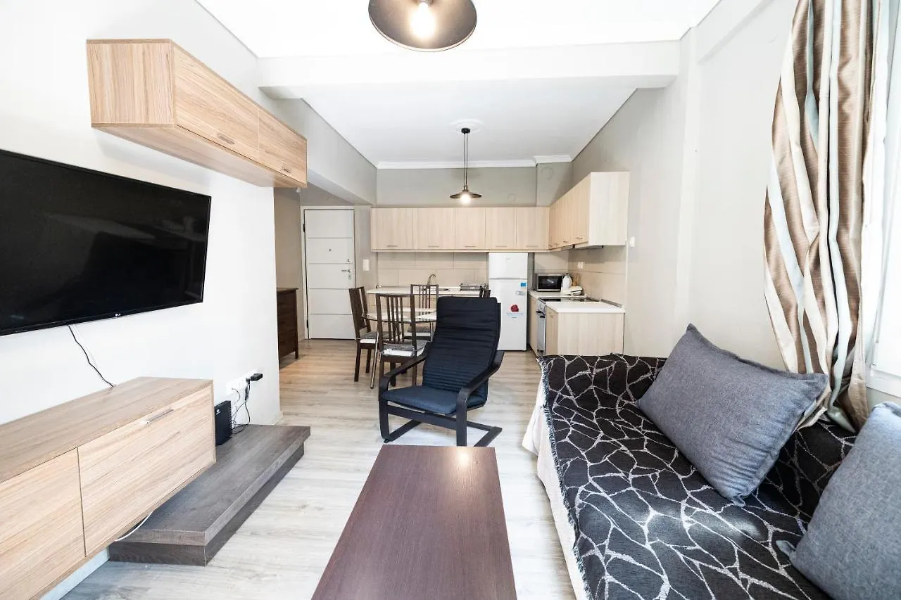 Delmare Mqueen Apartment Selanik