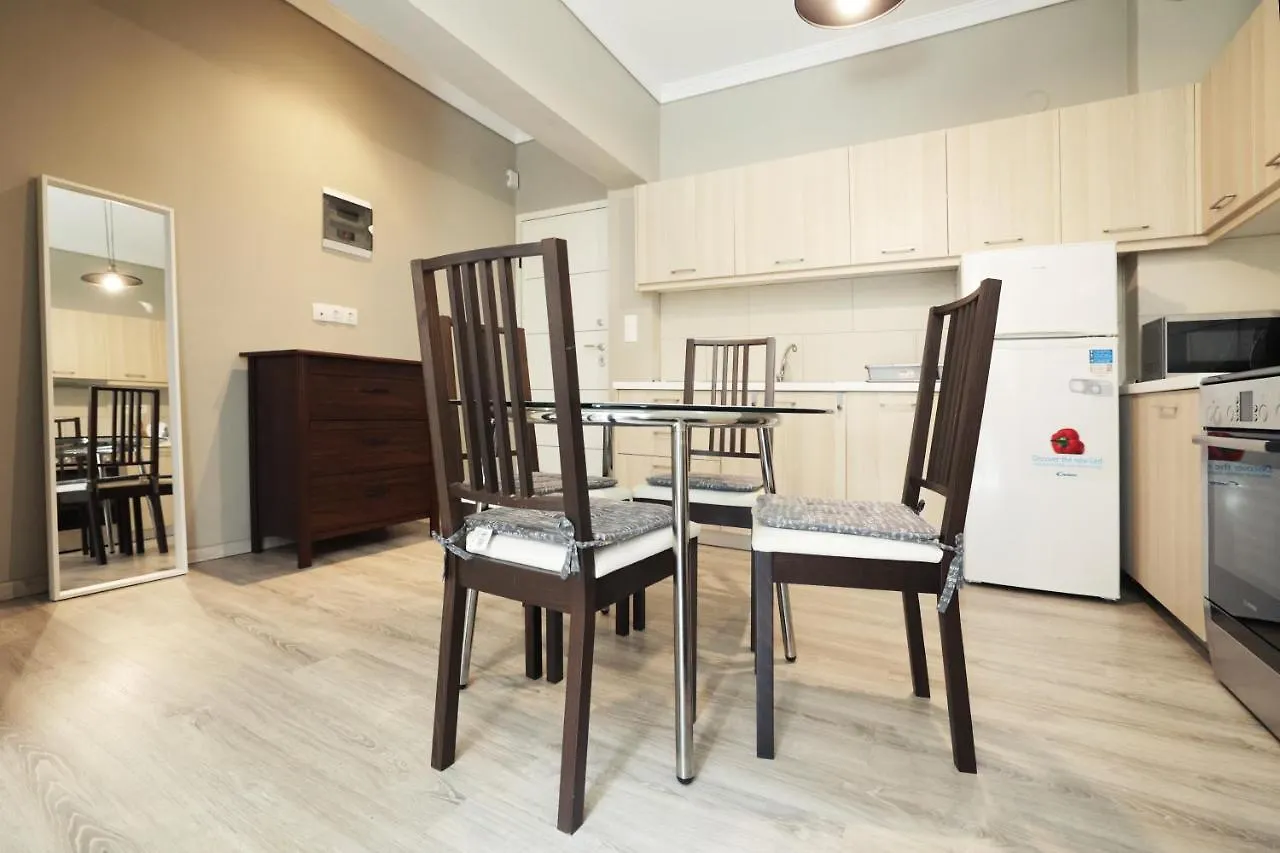 Delmare Mqueen Apartment Selanik